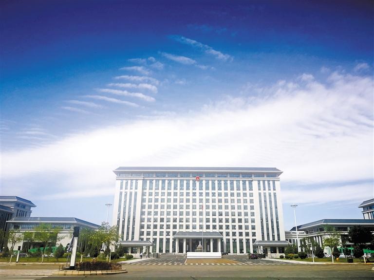 兰州新区管委会办公大楼.