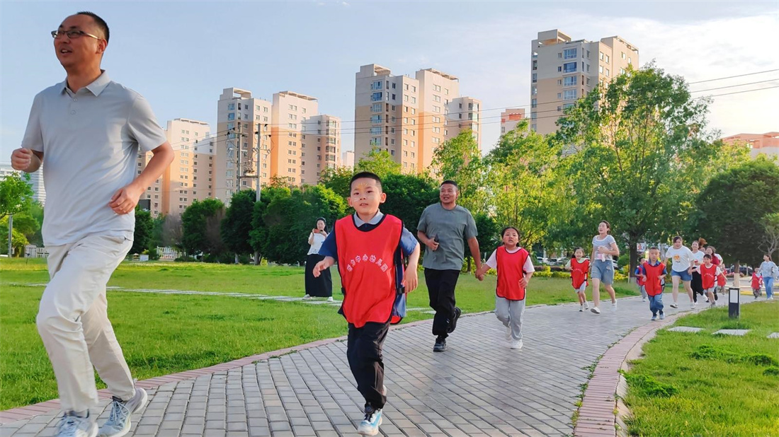 和你一起，领跑未来