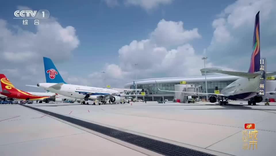 央视《城市风华录》| 从“惊讶”到“惊喜”：央视主持人与嘉宾探访T3